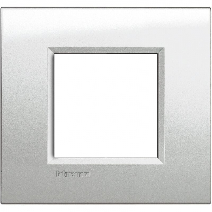Rama Ornament 2M metal Living Light Bticino Moonlight Silver LNA4802GL [1]