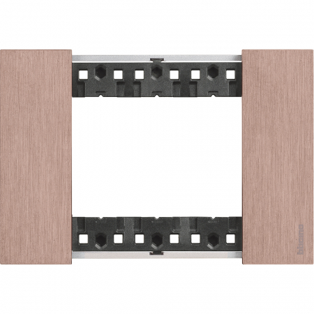 Bticino Living Now - Rama ornament 3M metal Living Now cupru KA4803ZM