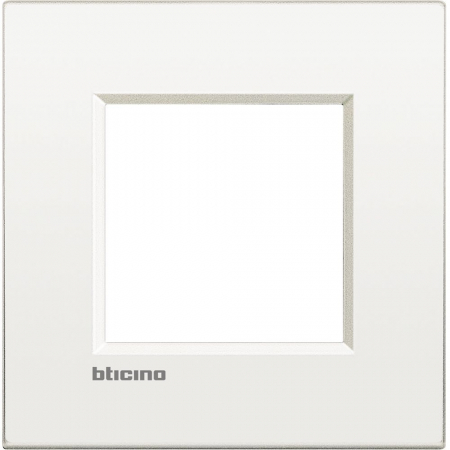 Rame ornament Living Light - Rama Ornament AIR 2M Living Light Bticino alb LNE4802BN