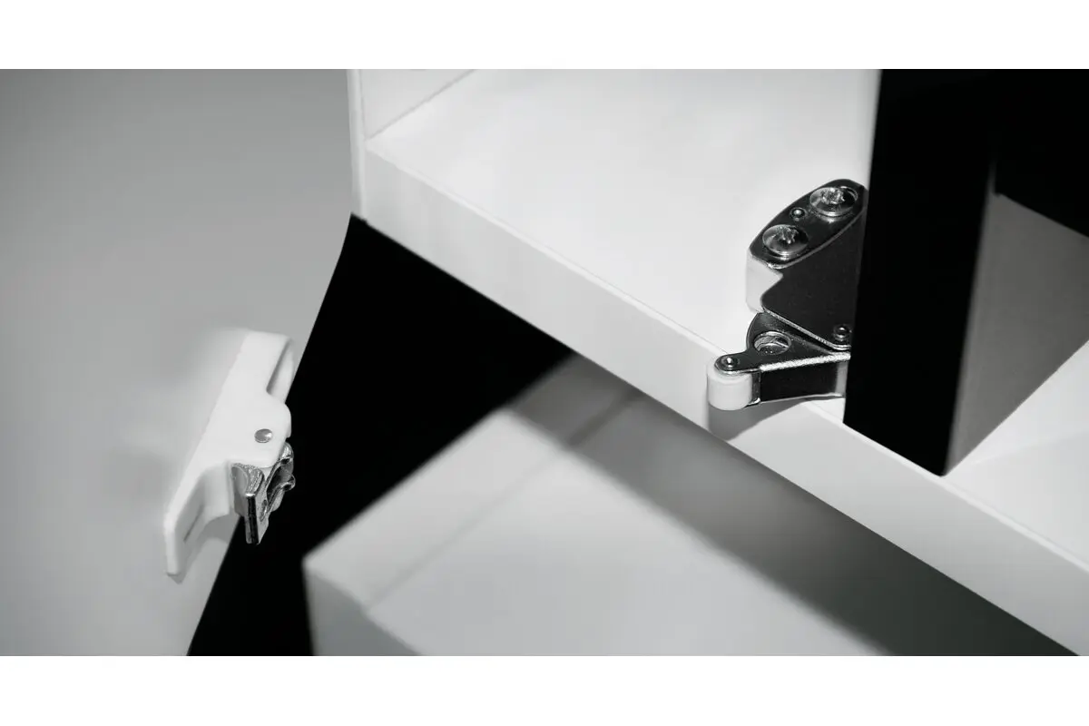 Push to open fixare pe laterala corp AM-ZAT [3]