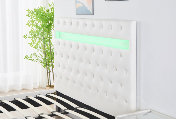 Pat Tapițat Catifea cu Iluminare LED, Somieră si Saltea Inclusă – Alb 160x200 cm | Cod FB-18 [3]