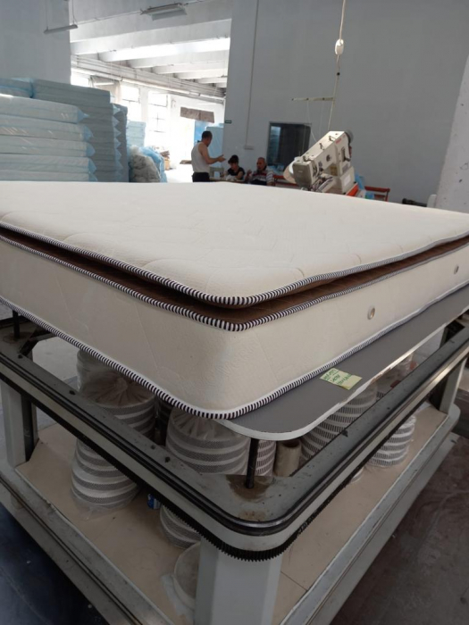 Saltea Ortopedică cu Topper, 26cm Grosime, Arcuri si Spuma Poliuretanica [3]