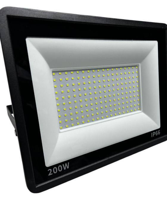 Proiector Led 200W 6500K 8000 Lm 220V IP 66 [3]