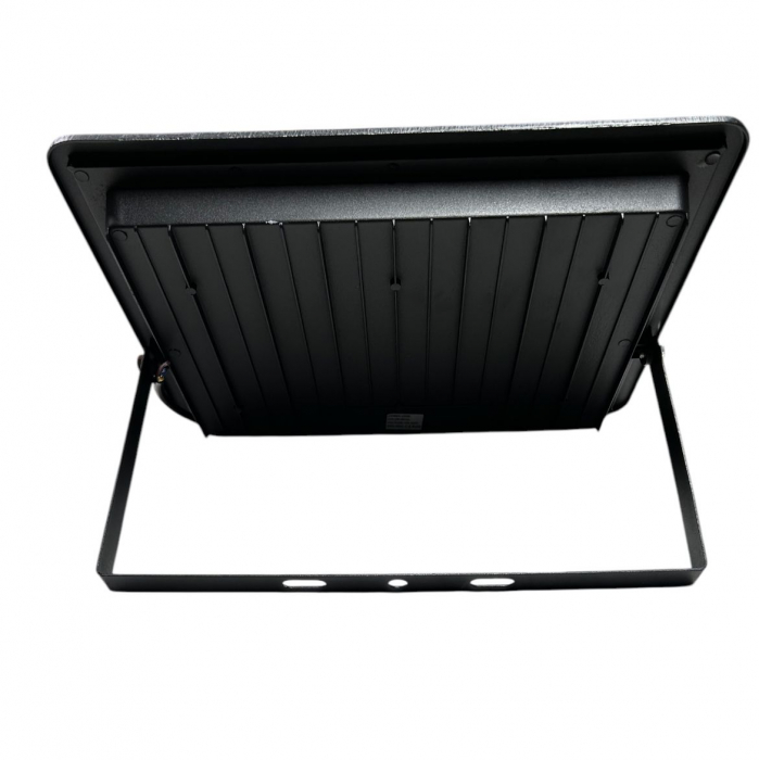 Proiector Led 200W 6500K 8000 Lm 220V IP 66 [4]