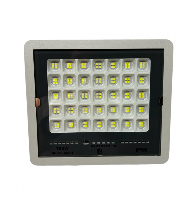 Proiector Solar 100w IP 66 cu panou solar [2]
