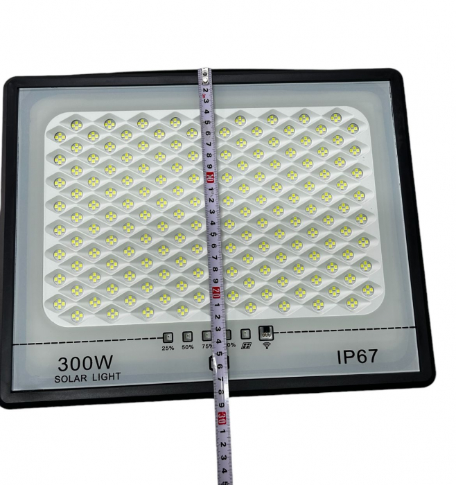 Proiector Solar 300w IP 67 cu panou solar [7]