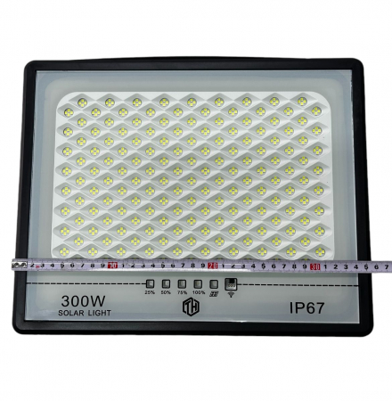 Proiector Solar 300w IP 67 cu panou solar [5]