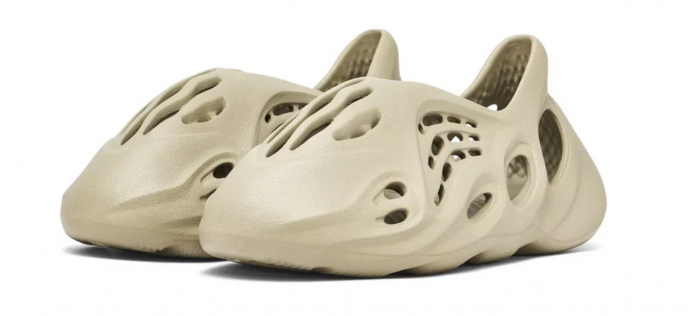 adidas Yeezy Foam RNR Stone Salt [2]