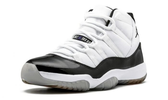 Jordan 11 Retro Concord (2011) [3]