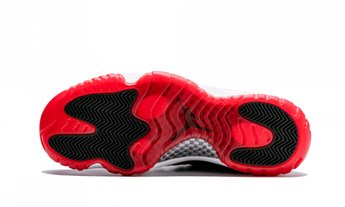 Jordan 11 Retro Playoffs (2012) [4]