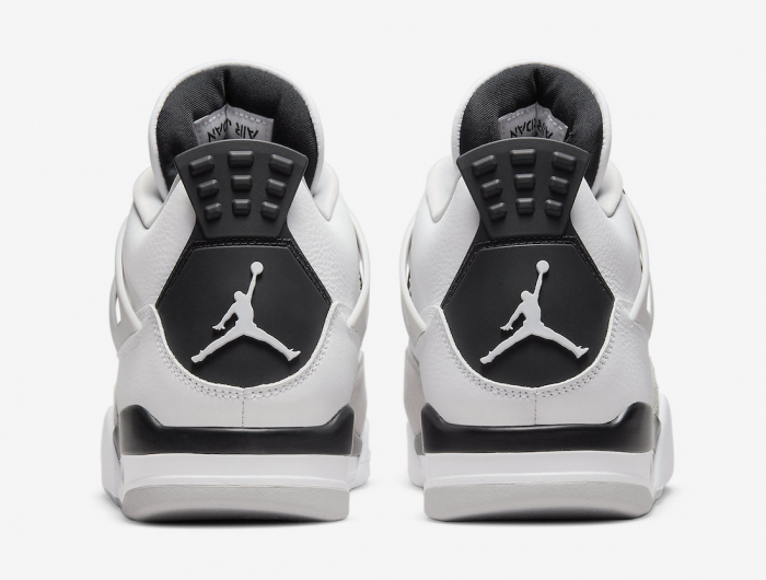 Jordan 4 Retro Military Black [4]