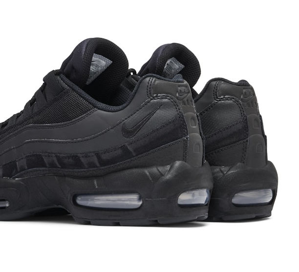 Nike Air Max 95 Essential Triple Black [3]