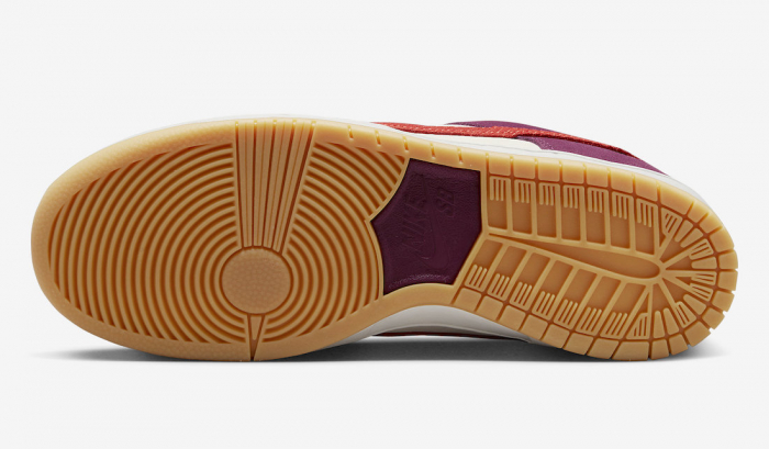 Nike SB Dunk Low Skate Like a Girl [5]