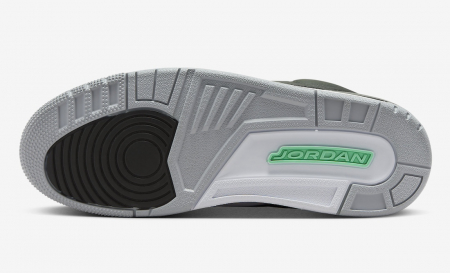 Jordan 3 Retro Green Glow [4]
