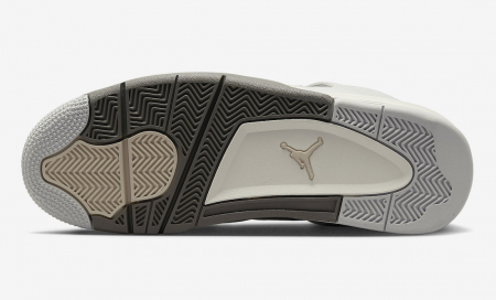 Jordan 4 Retro SE Craft Photon Dust [4]