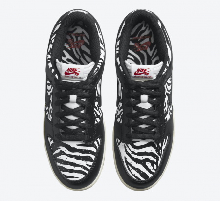 Nike SB Dunk Low OG QS Quartersnacks Zebra [2]