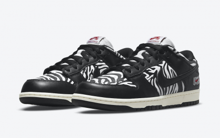 Nike SB Dunk Low OG QS Quartersnacks Zebra [1]