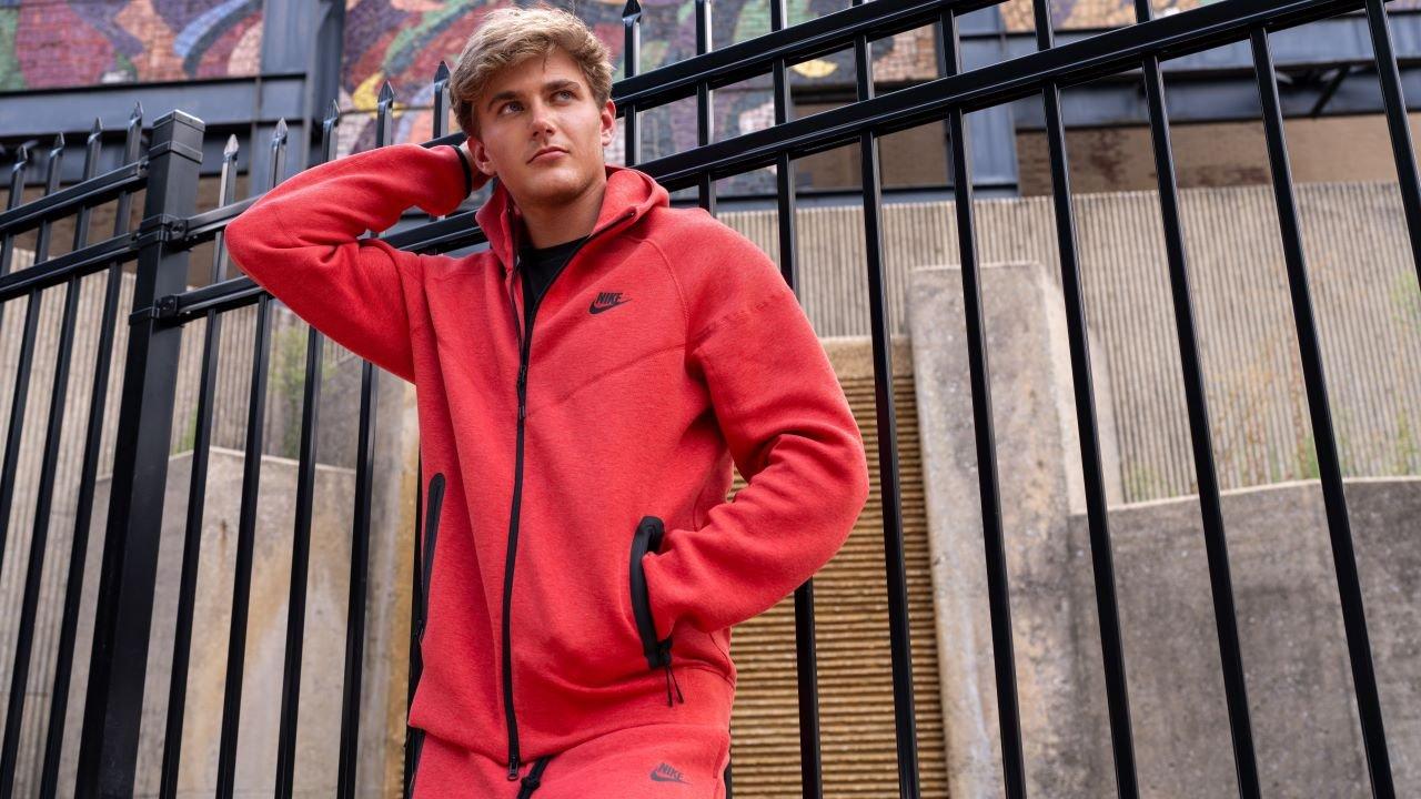 Nike Tech Fleece, materialul premium care a revoluţionat standardele în moda urbană