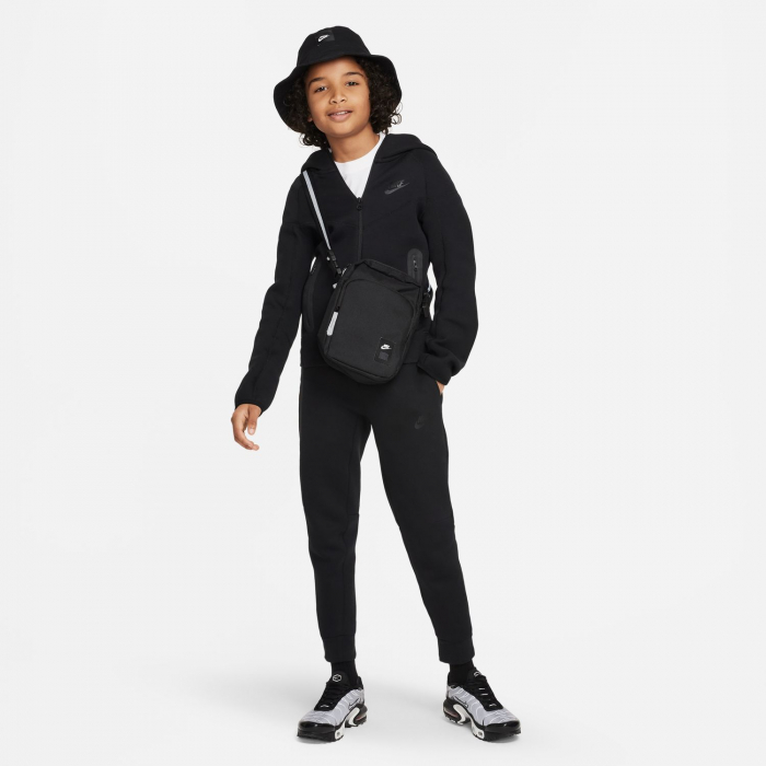 IMBRACAMINTE Pantaloni Nike B Nsw Tech Fleece Pant - sneakerit.ro [3]