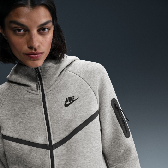 NOUTATI Bluza cu fermoar Nike W Nsw Tch Flc Wr Fz Hdy 2 - sneakerit.ro [3]