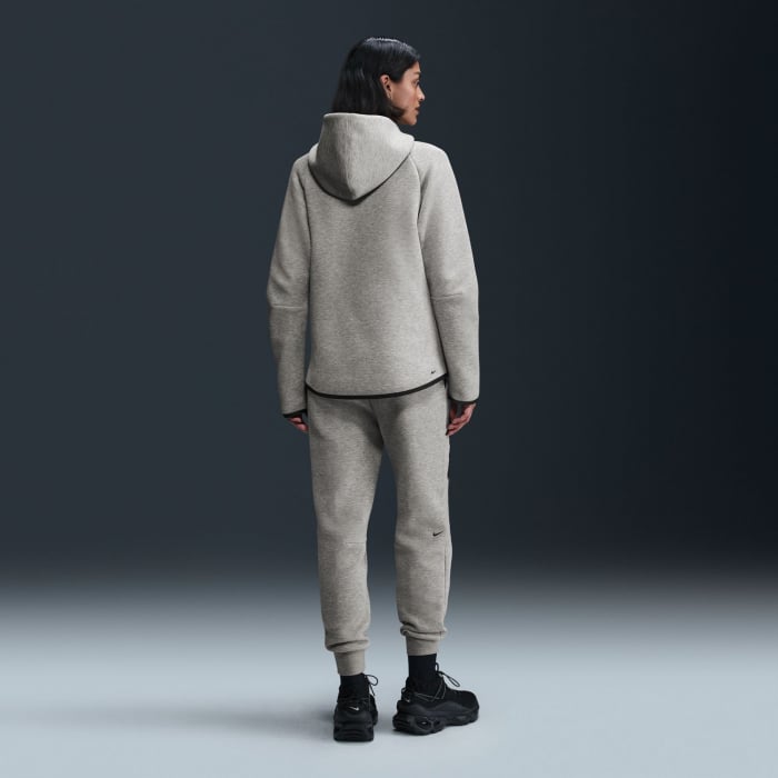 NOUTATI Bluza cu fermoar Nike W Nsw Tch Flc Wr Fz Hdy 2 - sneakerit.ro [2]