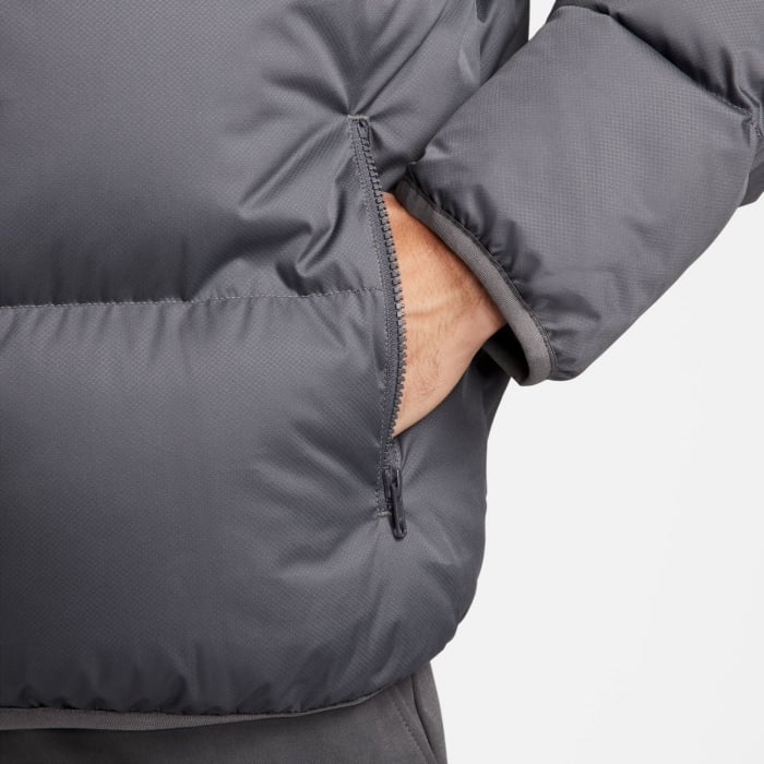 Geci si veste barbati Geaca Nike M Tf Club Puffer Jkt - sneakerit.ro [3]