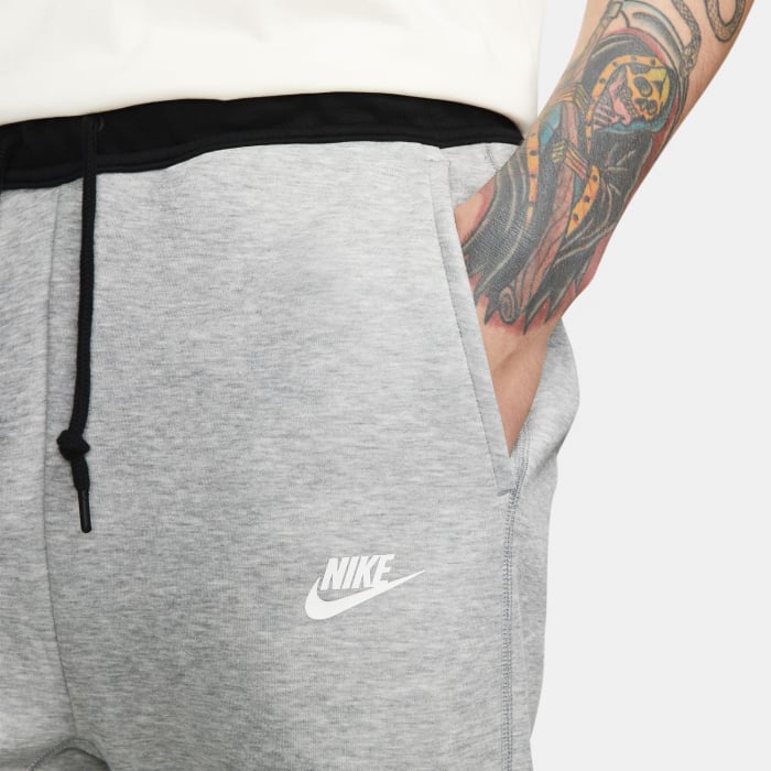 Haine Sport Barbati Pantaloni Nike M Tech Fleece Joggers - sneakerit.ro [4]