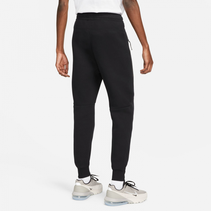 Haine Sport Barbati Pantaloni Nike M Tech Fleece Joggers Black/Black - sneakerit.ro [2]