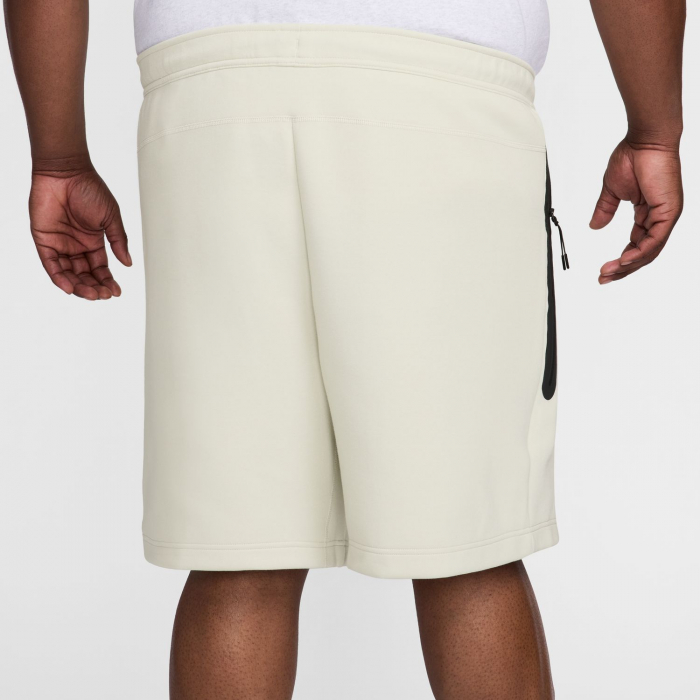 IMBRACAMINTE Sort Nike M Nk Tch Flc Short - sneakerit.ro [3]