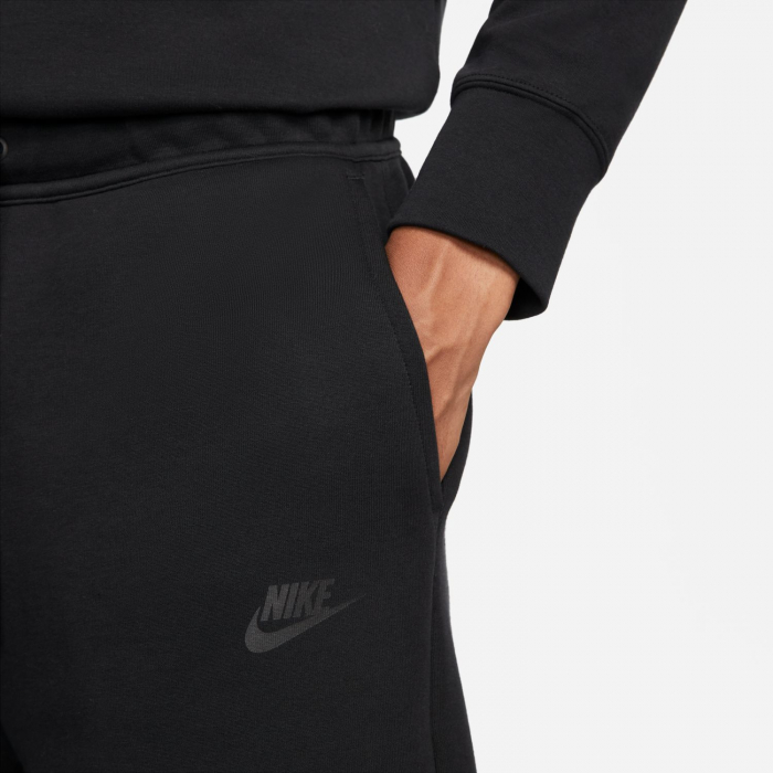 IMBRACAMINTE Sort Nike M Nk Tch Flc Short - sneakerit.ro [3]