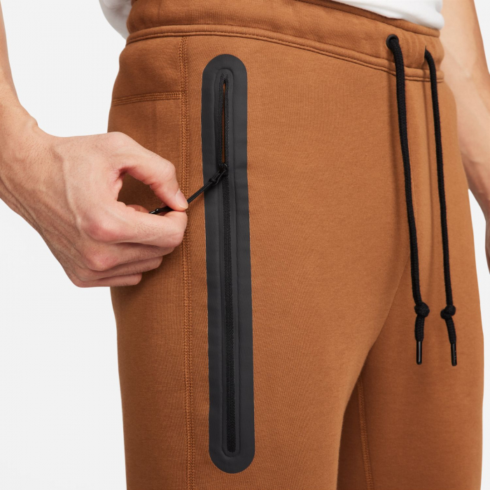 Pantaloni lungi barbati Pantaloni Nike M Tech Feelce Jogger - sneakerit.ro [4]
