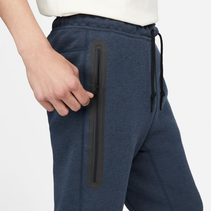Pantaloni lungi barbati Pantaloni Nike M Tech Fleece Jogger Obsidian Heather/Black - sneakerit.ro [4]