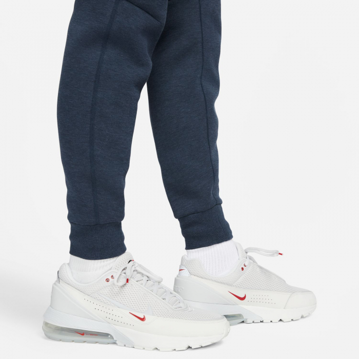 Pantaloni lungi barbati Pantaloni Nike M Tech Fleece Jogger Obsidian Heather/Black - sneakerit.ro [7]