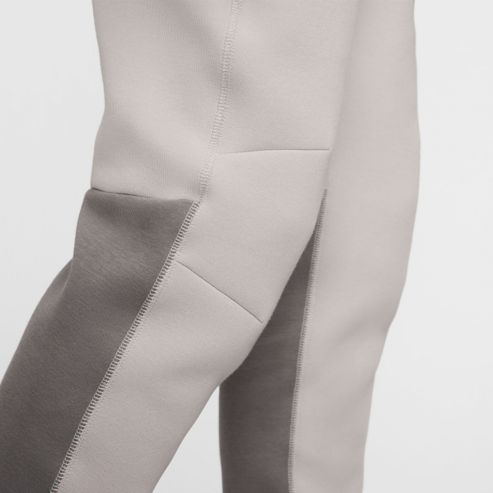 Pantaloni lungi barbati Pantaloni Nike M Tech Fleece Joggers - sneakerit.ro [8]