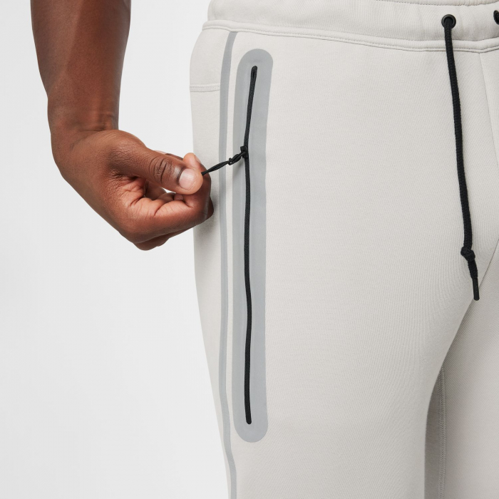 BRANDURI Pantaloni Nike M Tech Ssnl Tech Fleece + Jggr - sneakerit.ro [3]