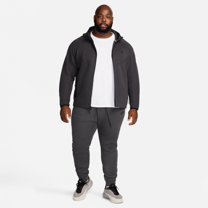IMBRACAMINTE Pantaloni Nike M Nk Tech Fleece Jggr - sneakerit.ro [15]