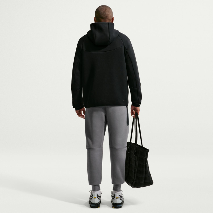 Nike Pantaloni Nike M Nk Tch Flc Jggr - sneakerit.ro [3]