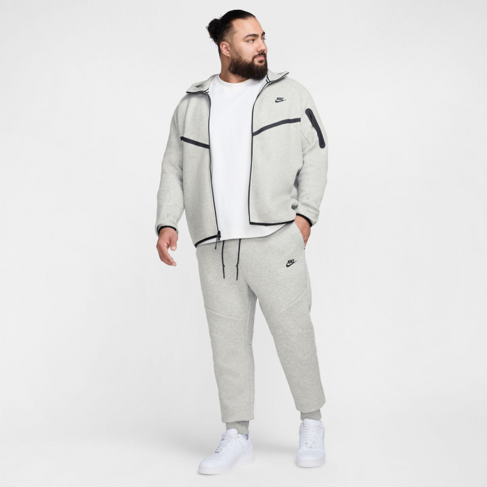 NOUTATI Pantaloni Nike M Nk Tch Flc Jggr - sneakerit.ro [19]
