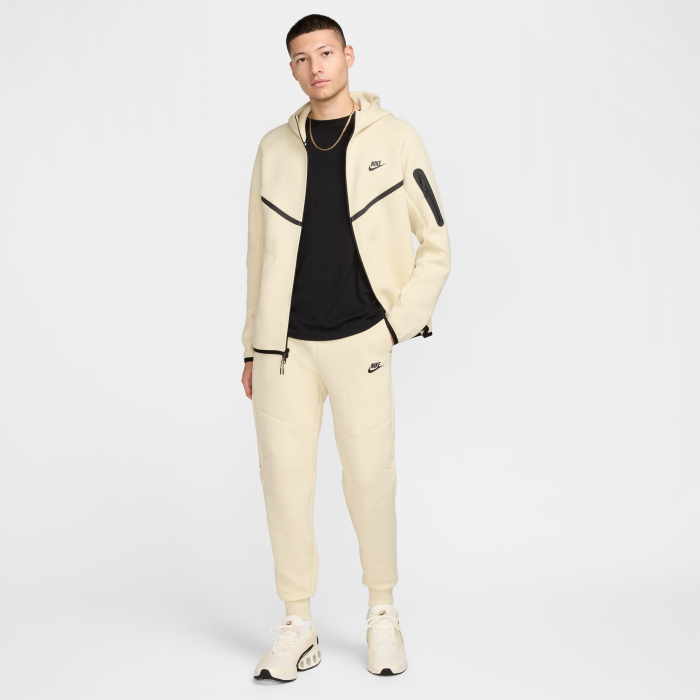 Nike Pantaloni Nike M Nk Tch Flc Jggr - sneakerit.ro [9]