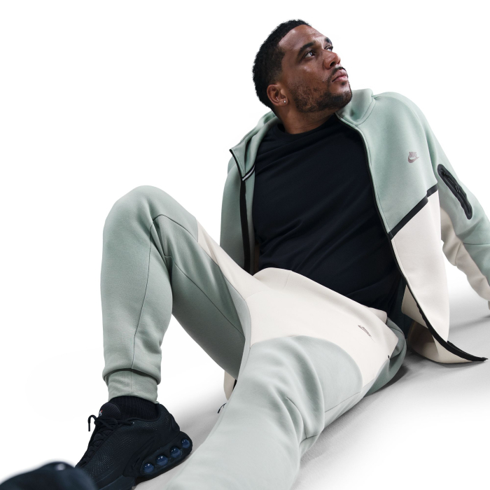 Nike Pantaloni Nike M Nk Tch Flc Jggr - sneakerit.ro [5]