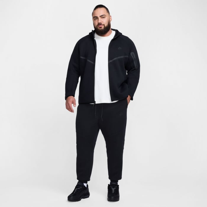 NOUTATI Pantaloni Nike M Nk Tch Flc Jggr - sneakerit.ro [20]