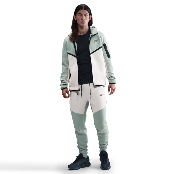 Nike Pantaloni Nike M Nk Tch Flc Jggr - sneakerit.ro [9]