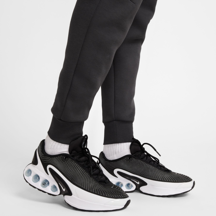 Nike Pantaloni Nike M Nk Tch Flc Jggr - sneakerit.ro [8]