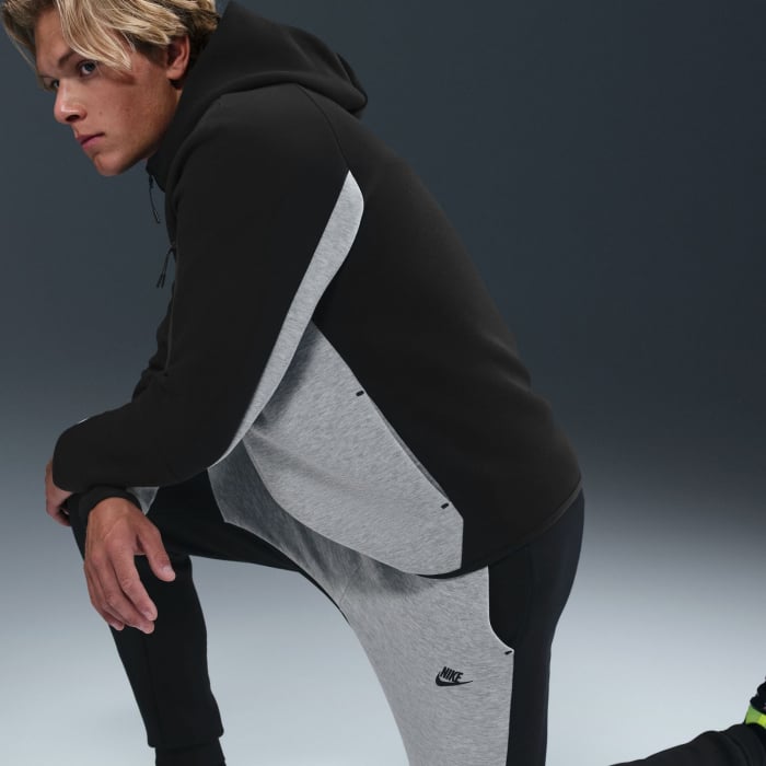 Pantaloni lungi barbati Pantaloni Nike M Nk Tch Flc Jggr - sneakerit.ro [21]