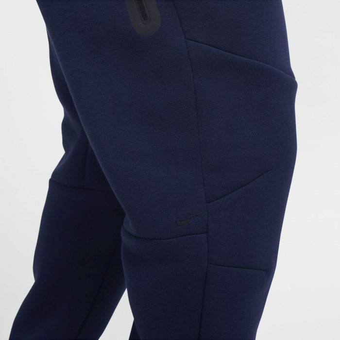 NOUTATI Pantaloni Nike M Nk Tch Flc Jggr - sneakerit.ro [16]