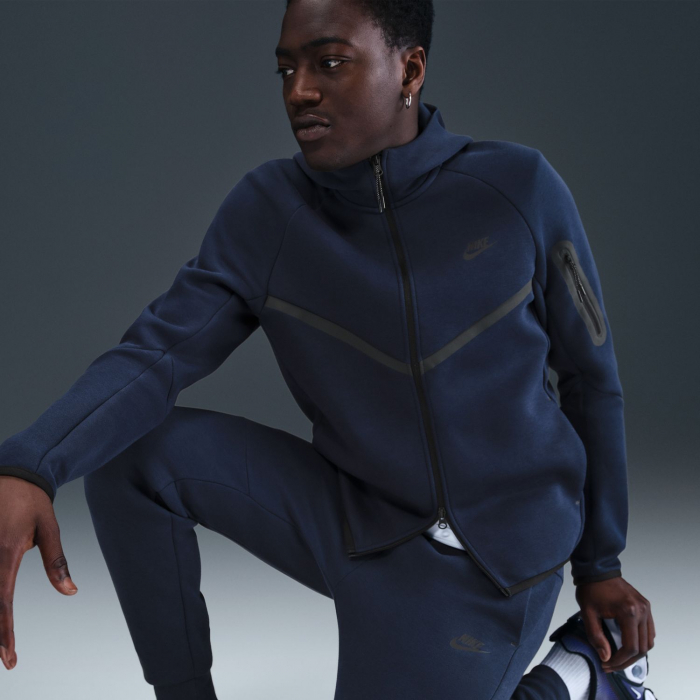 NOUTATI Pantaloni Nike M Nk Tch Flc Jggr - sneakerit.ro [22]