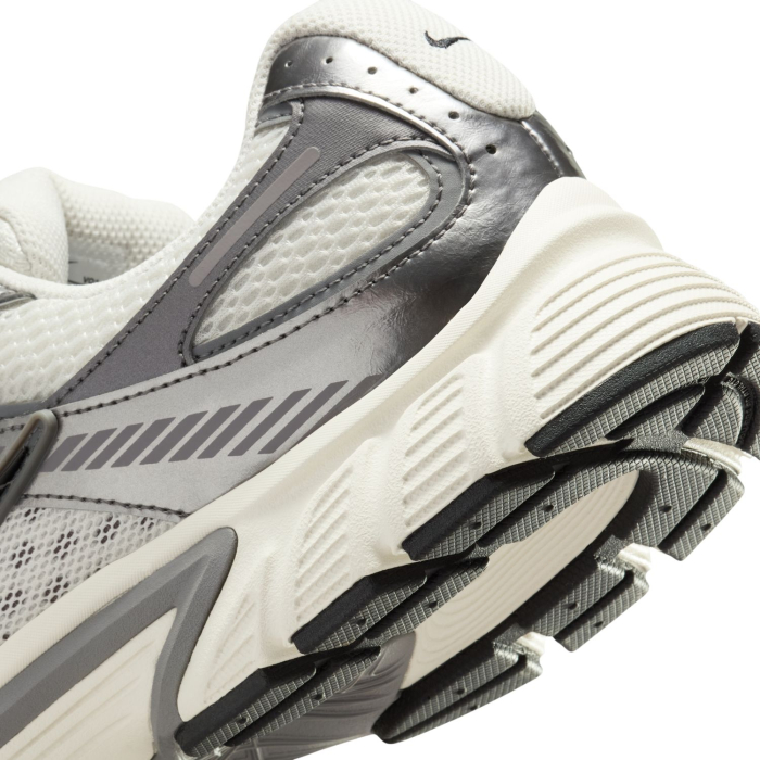 Pantofi sport Pantofi Sport Nike V5 Rnr - sneakerit.ro [4]