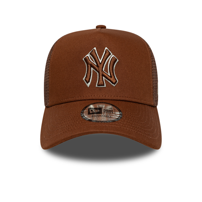 ACCESORII Sapca New Era MLB Outline New York Yankees  9FORTY E-Frame Trucker Adjustable Cap Brown - sneakerit.ro [5]