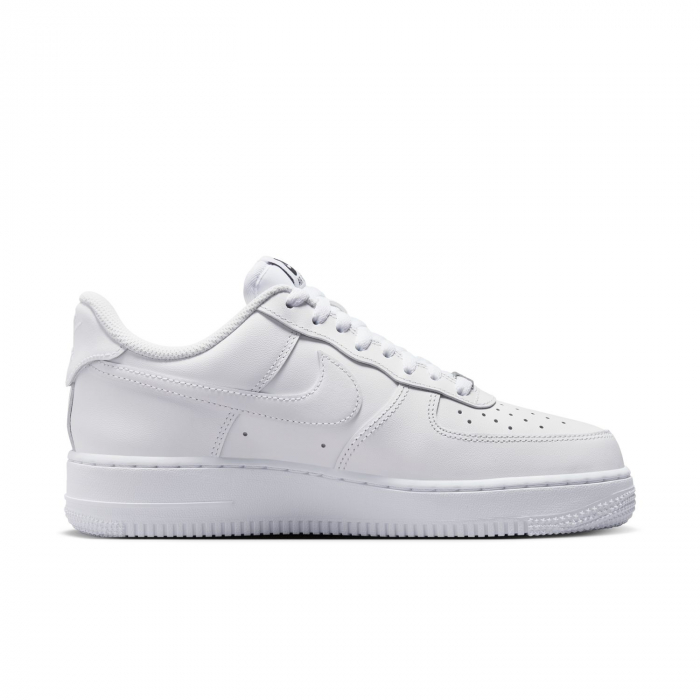 BRANDURI Pantofi sport Nike W Air Force 1 '07 Flyease Triple White - sneakerit.ro [10]