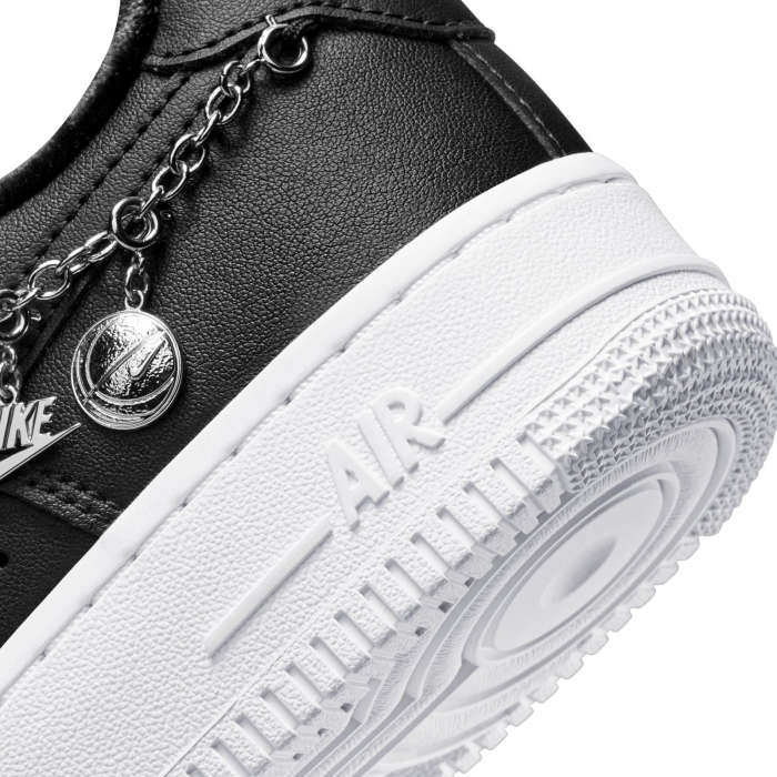 Nike Pantofi sport Nike Wmns Air Force 1 '07 Lx - sneakerit.ro [5]
